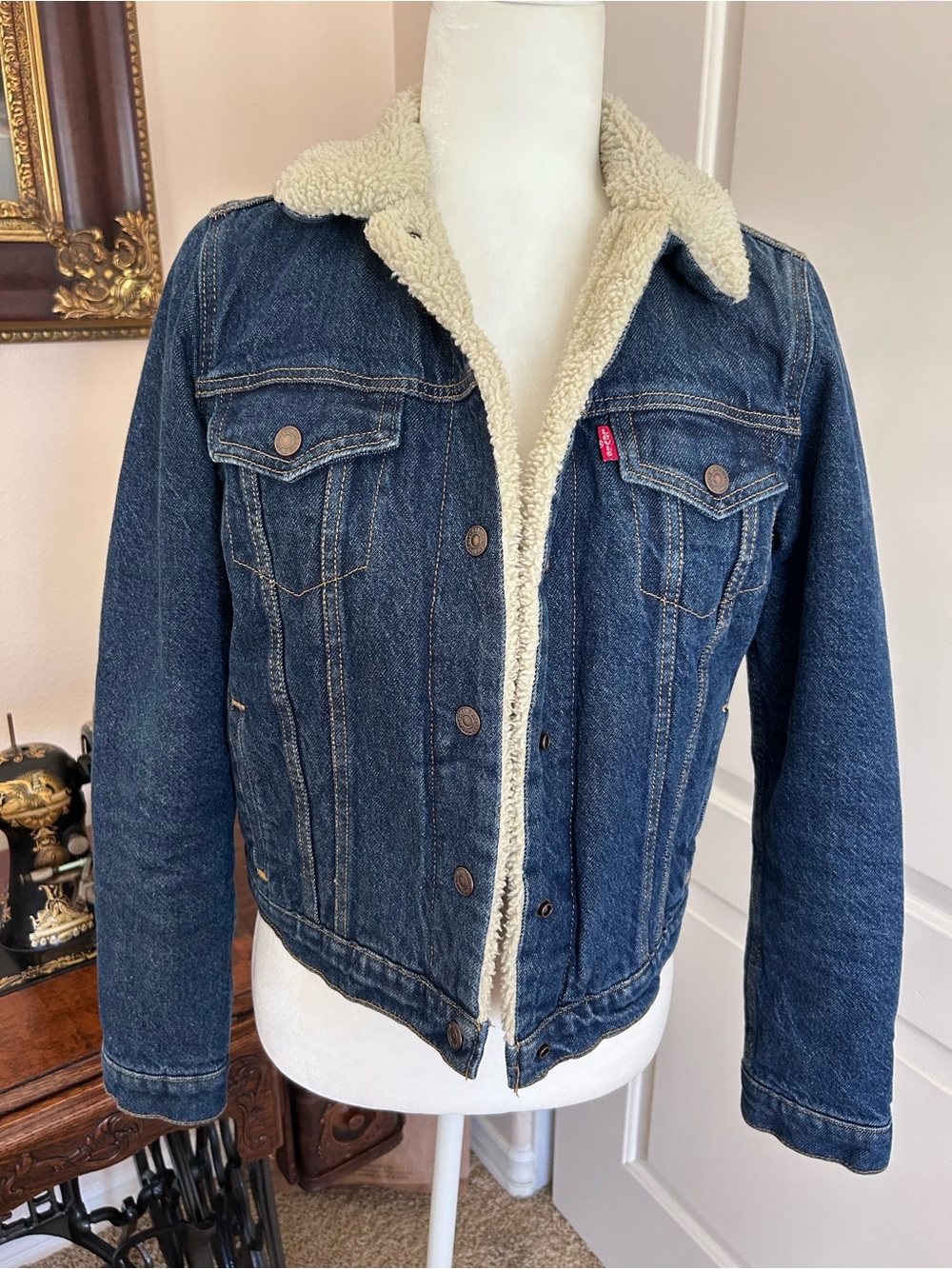 Levi's Blue Denim Jacket with Cream Sherpa Lining